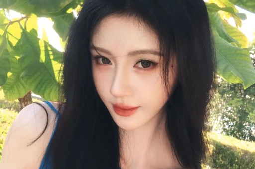 新游戏大妹子