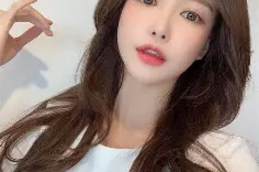 五一假期娱乐圈爆红！三个大瓜引热议——艳星削发为尼、断绝父子关系、知名女星被控出轨