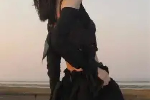知名女演员被曝隐婚两年信奉“不婚主义”遭质疑男方身份被扒