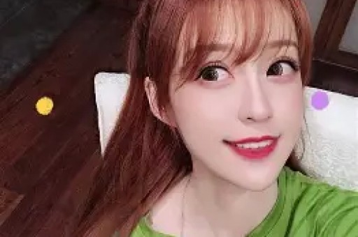 曝郭麒麟恋情、女孩低保追星、郑佩佩捐大脑、杨紫深夜吃泡面